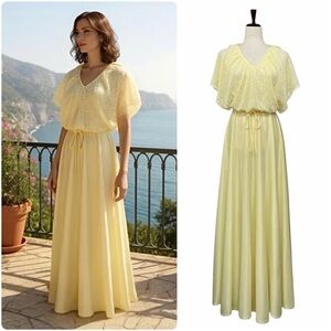 Vintage 70s Yellow Boho Maxi Dress Crochet Lace Batwing Flutter Sleeve Size S